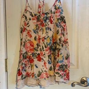 Tank top with pockets